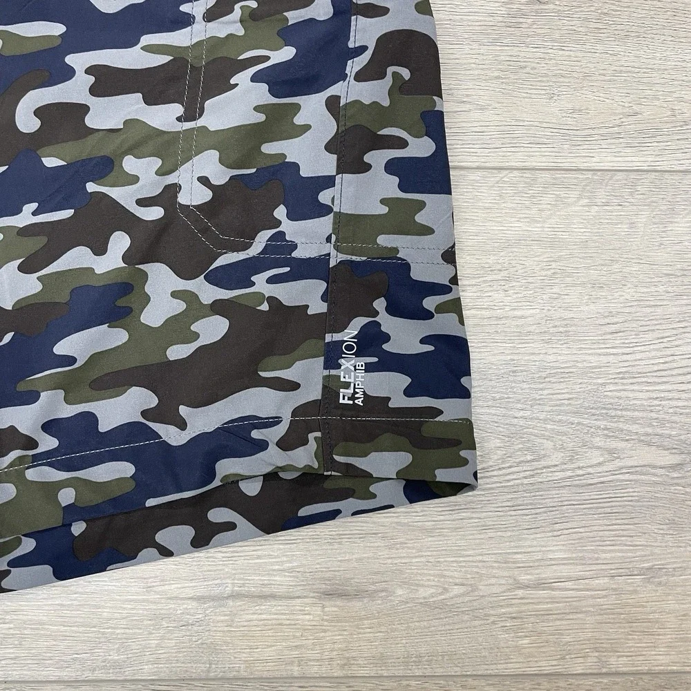 Eddie Bauer Flexion Amphib Camo Shorts Men's Sz 42 Outdoor